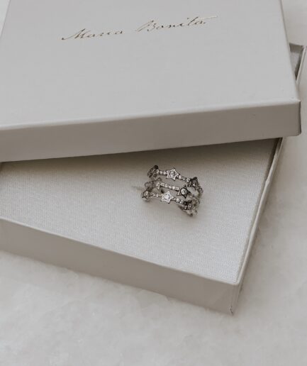 Star diamond ring